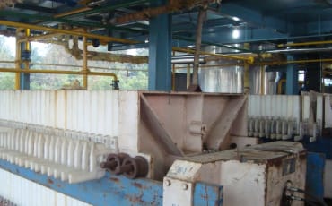 continuous dewaxing plant